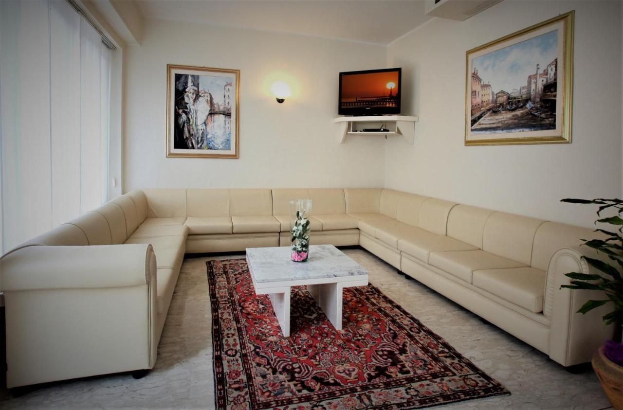 Hotel Torino Jesolo Extérieur photo